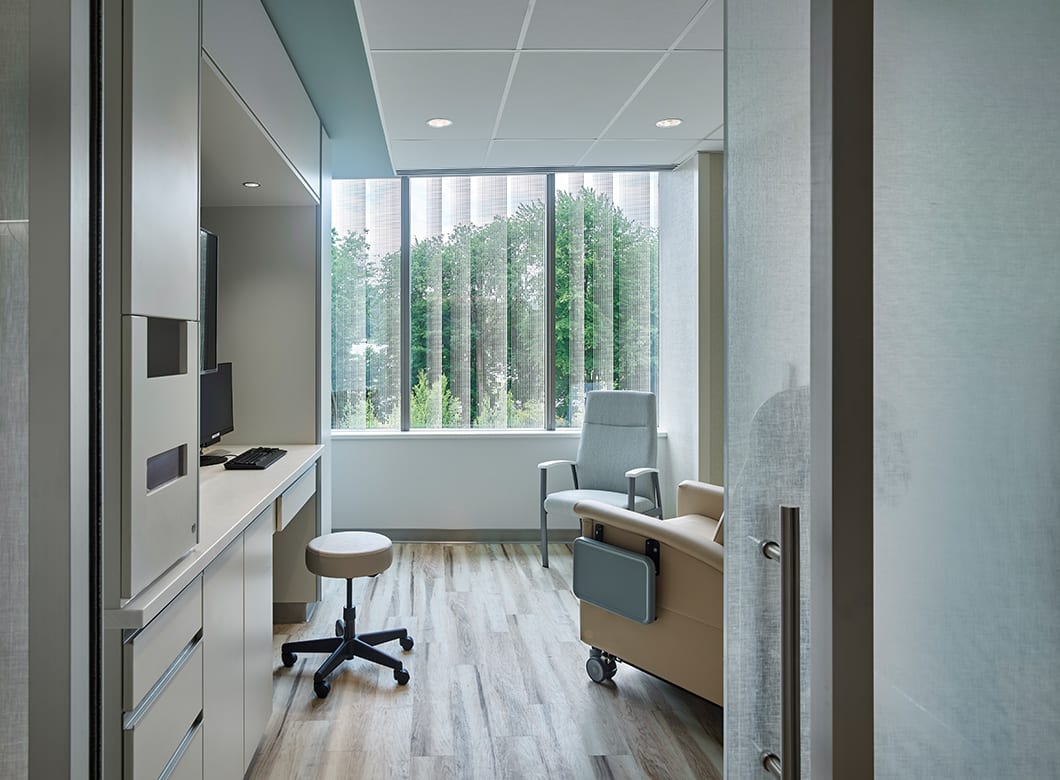 An alternate view of Archetype Glass' custom glass partition walls and custom glass doors at the Asplundh Cancer Pavilion